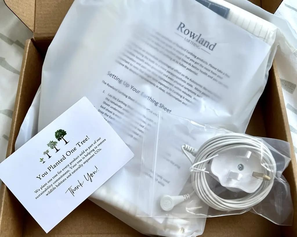 Rowland Earthing: Your Eco-Friendly Buddy for Feeling Great Every Day